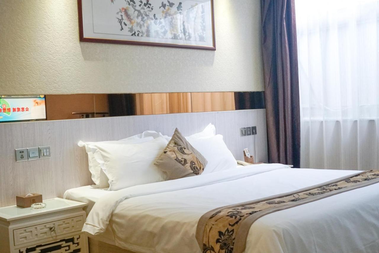 Paco Hotel Tianhe Coach Terminal Metro Satation Guangzhou-Free Shuttle Bus For Canton Fair Dış mekan fotoğraf